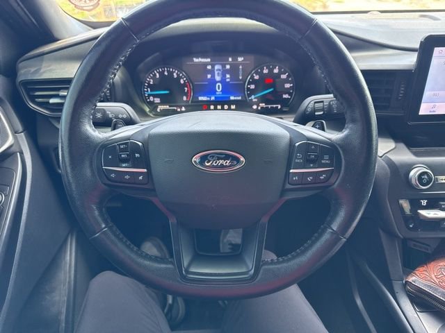 Used 2020 Ford Explorer XLT image 15