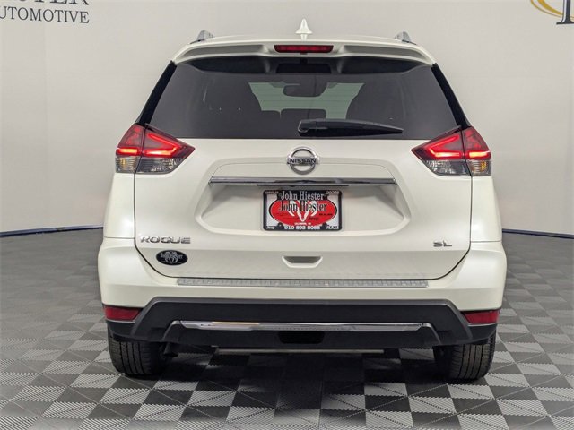 Used 2018 Nissan Rogue SL w/ Premium Package image 6