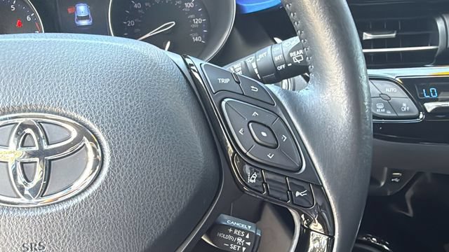 Used 2022 Toyota C-HR XLE FWD image 20