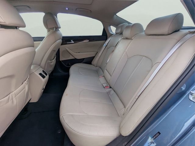 Used 2016 Hyundai Sonata Limited w/ Option Group 05 FWD image 14