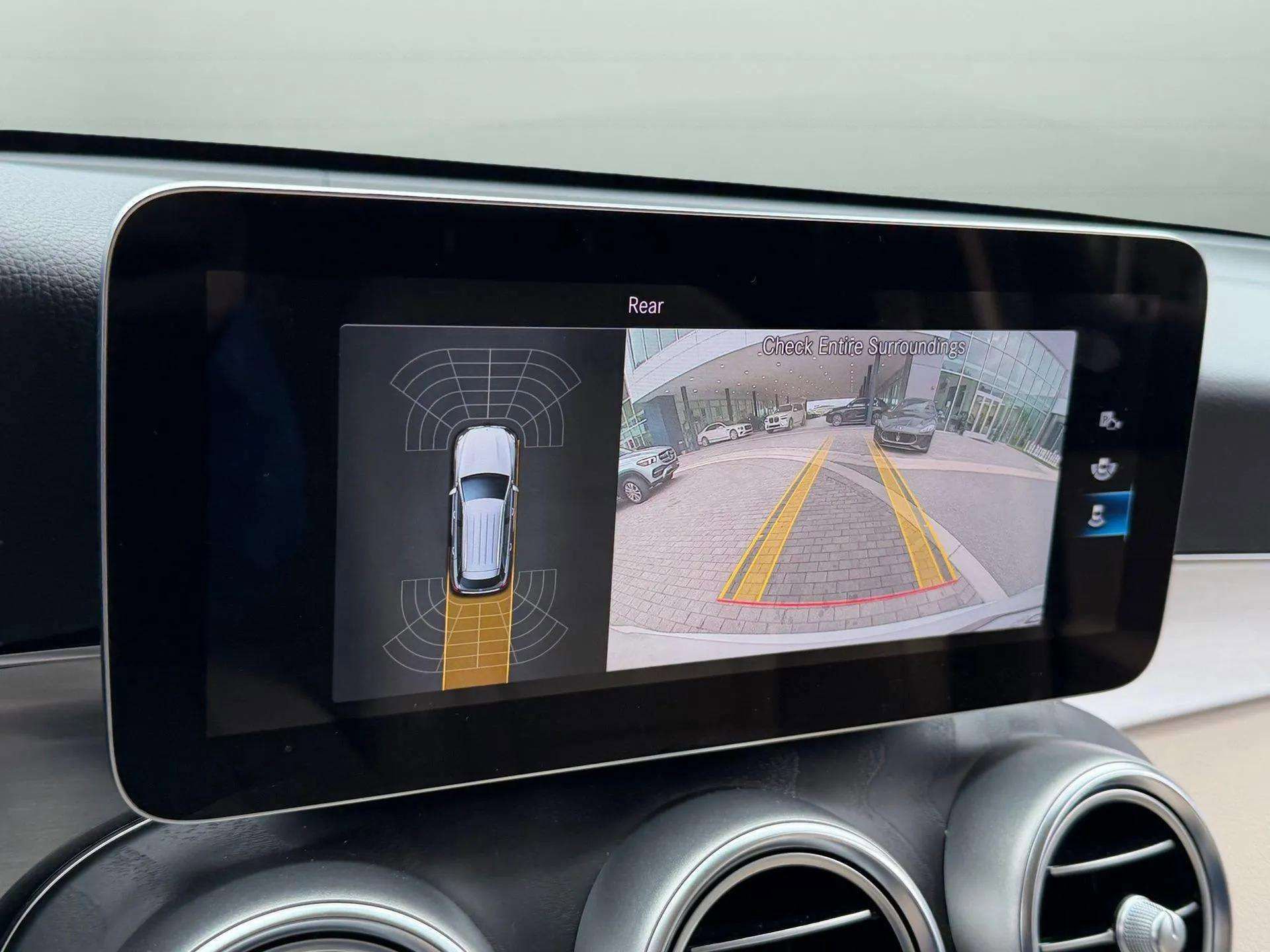 Used 2022 Mercedes-Benz GLC 300 image 34