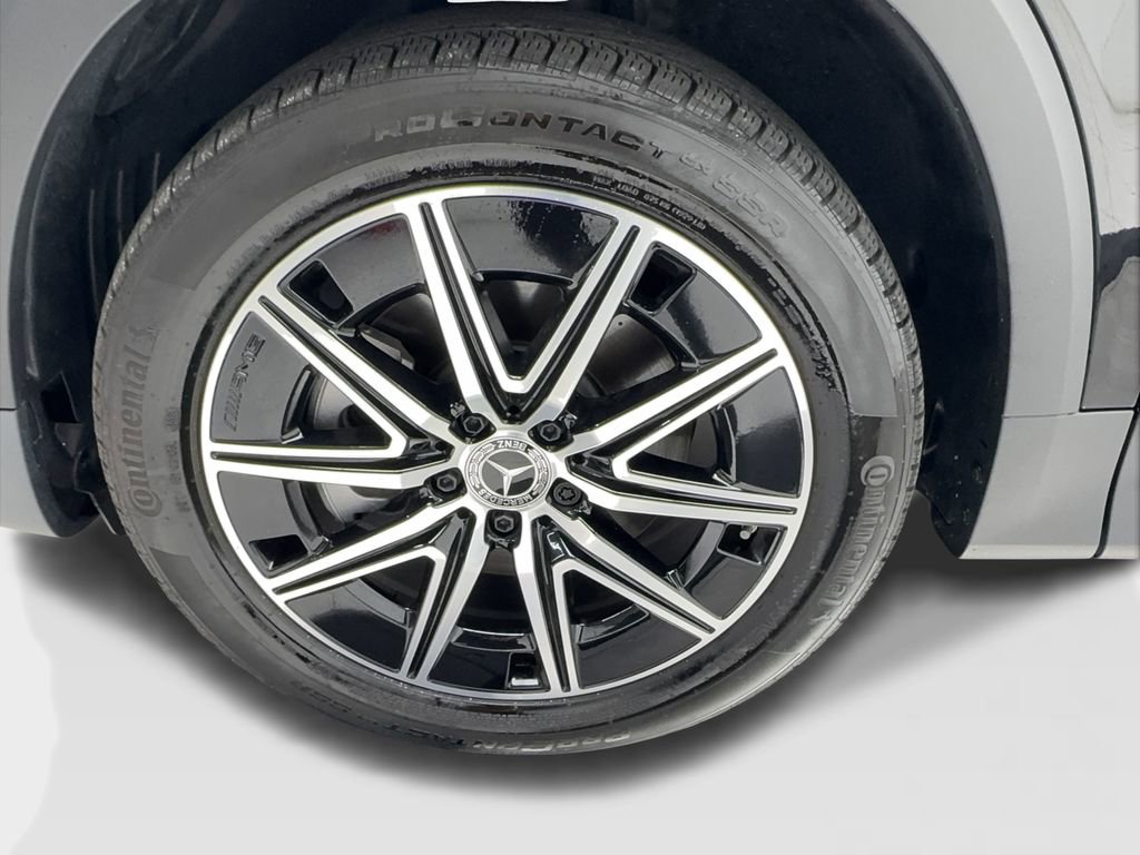 Used 2024 Mercedes-Benz EQB 300 4MATIC w/ AMG Line w/ Night Package image 12