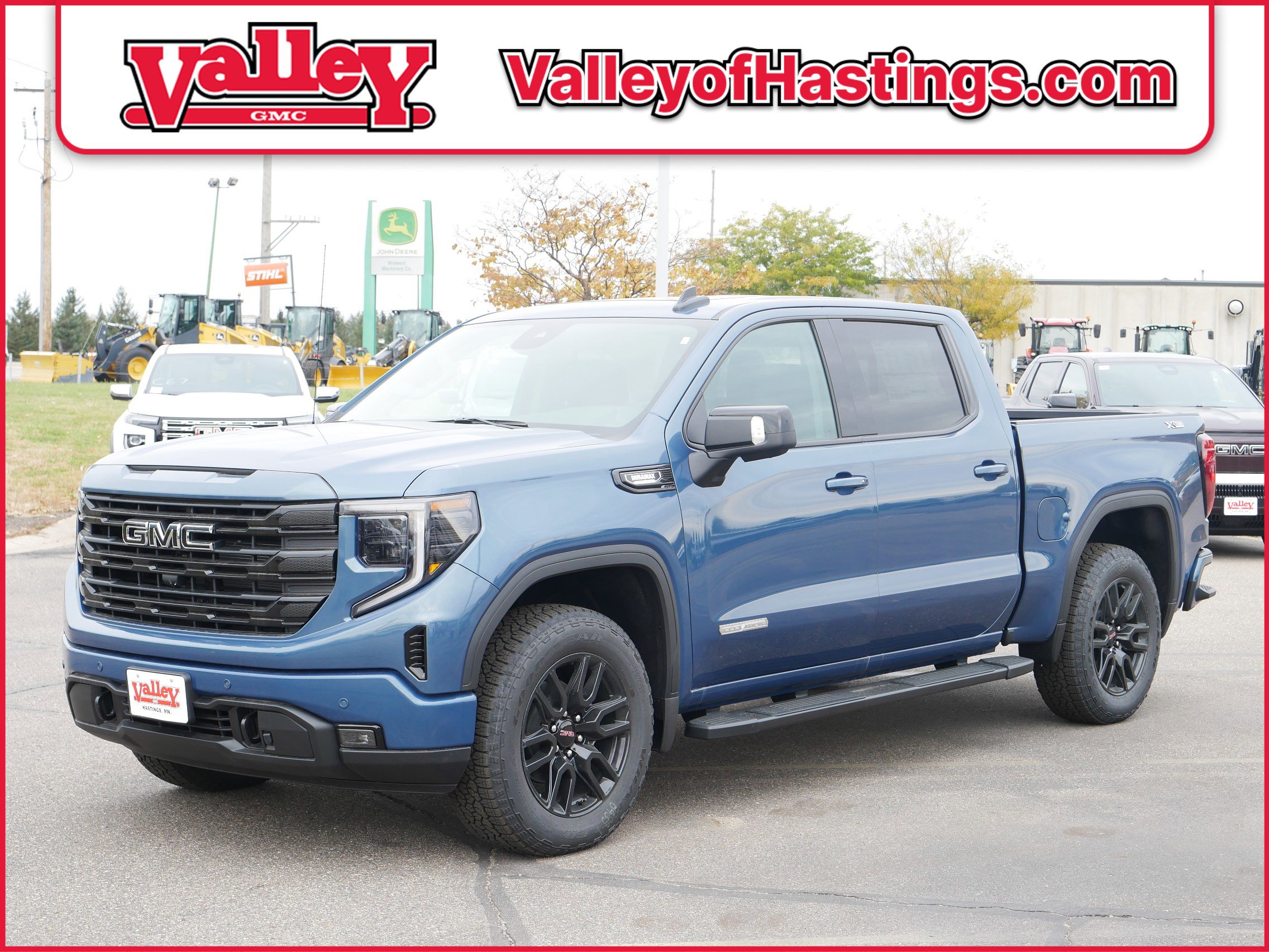 New 2026 GMC Sierra 1500 Elevation w/ Elevation Premium Package image 2