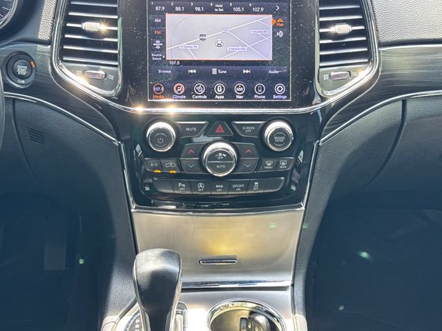 Used 2021 Jeep Grand Cherokee Limited AWD/4WD image 23
