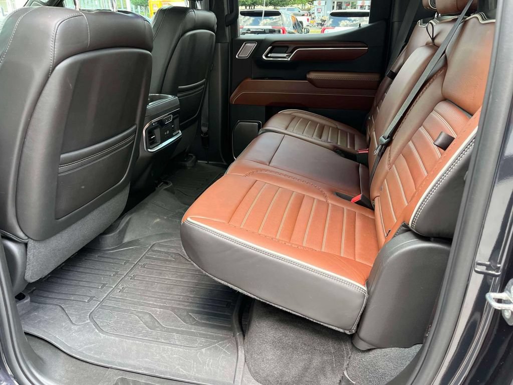 Certified 2024 GMC Sierra 1500 Denali Ultimate AWD/4WD image 17