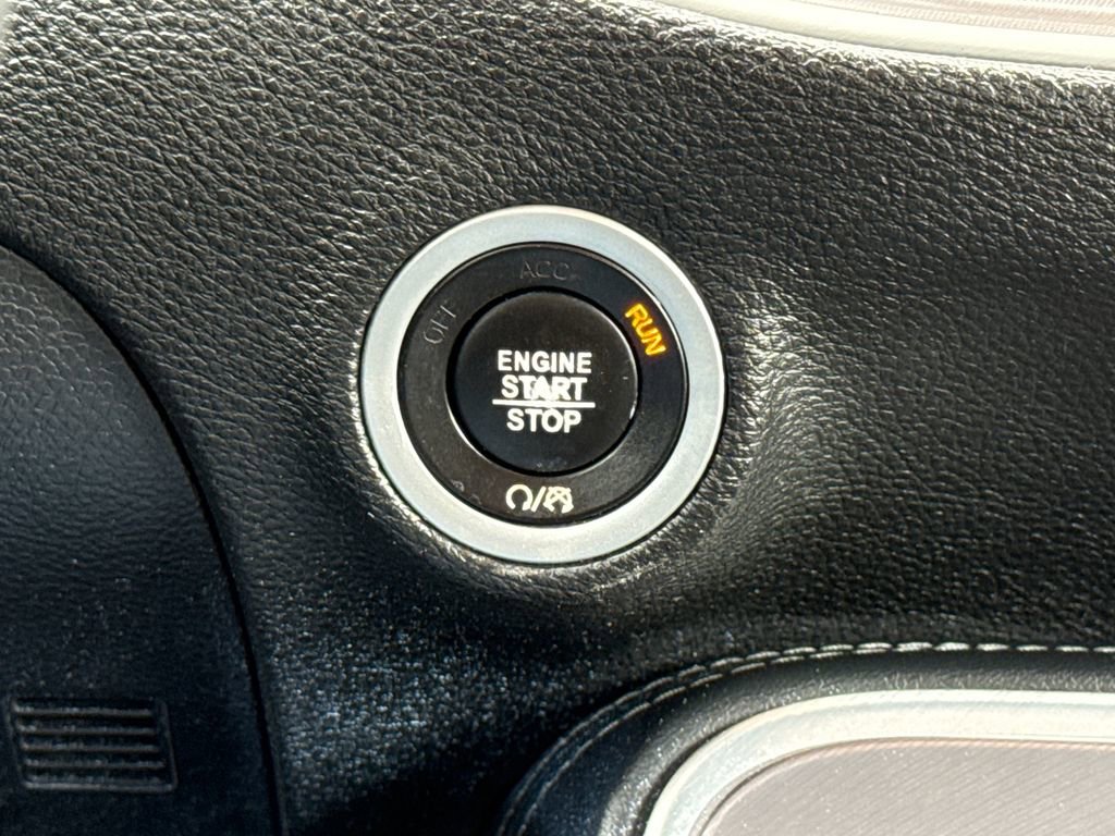 Used 2022 Dodge Challenger R/T image 26