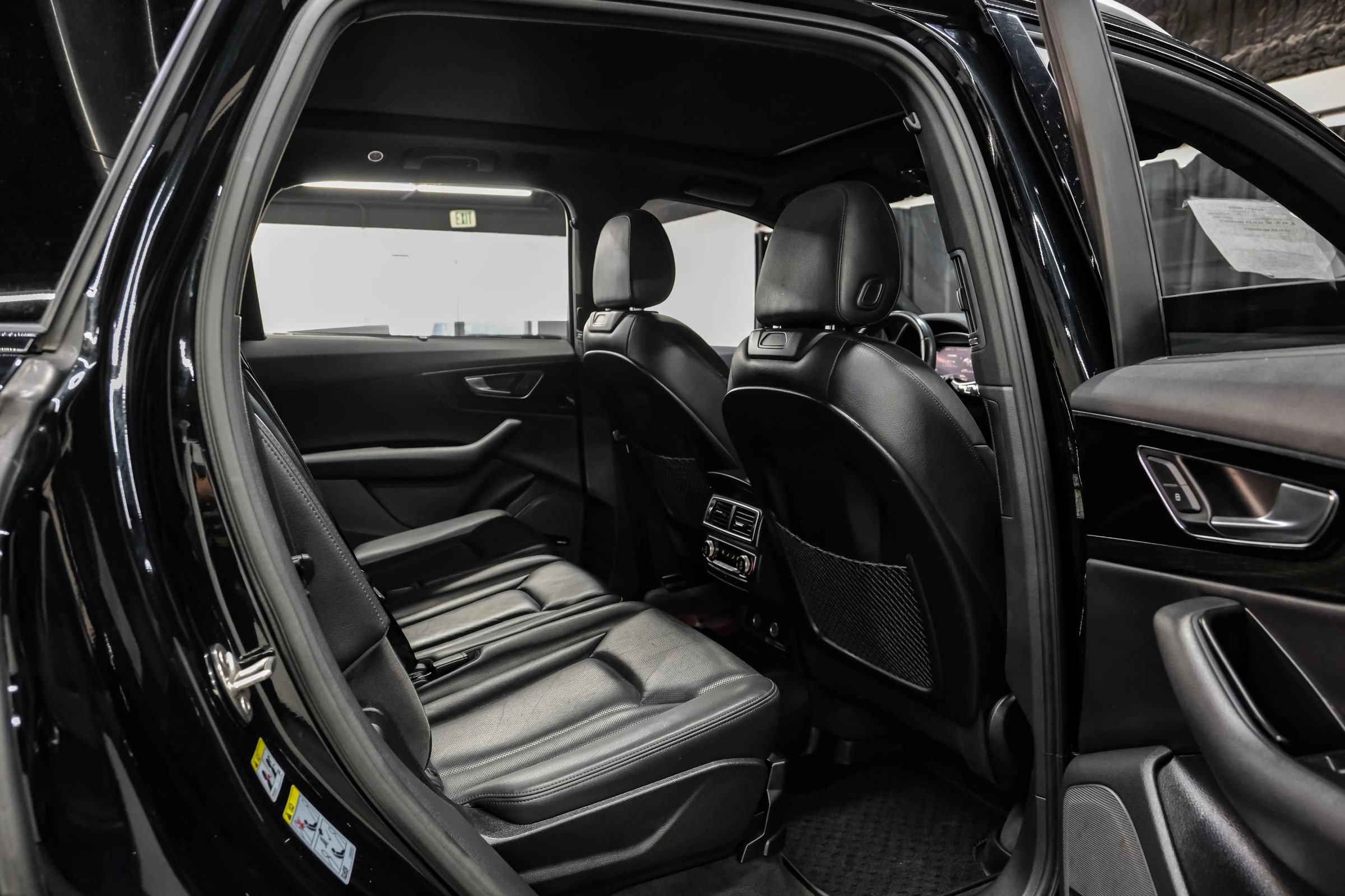 Used 2019 Audi Q7 3.0T Prestige w/ Prestige Package AWD/4WD image 49