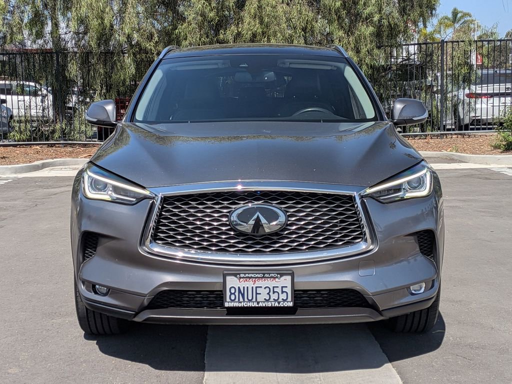 Used 2020 INFINITI QX50 Luxe w/ Navigation Package FWD image 4
