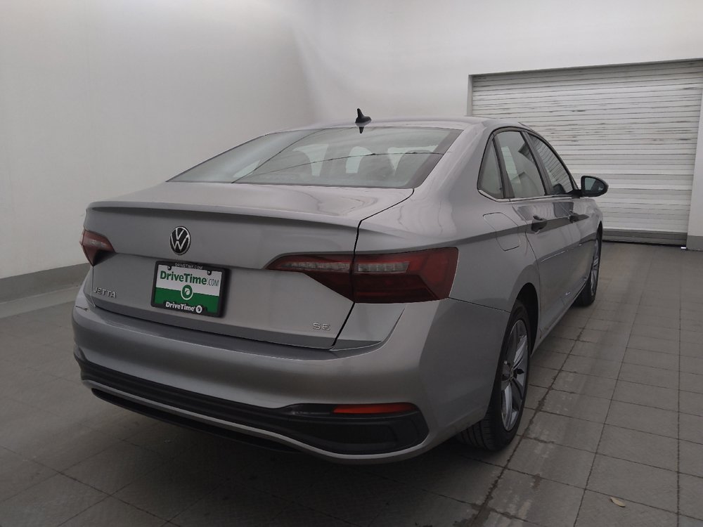 Used 2024 Volkswagen Jetta SE FWD image 9