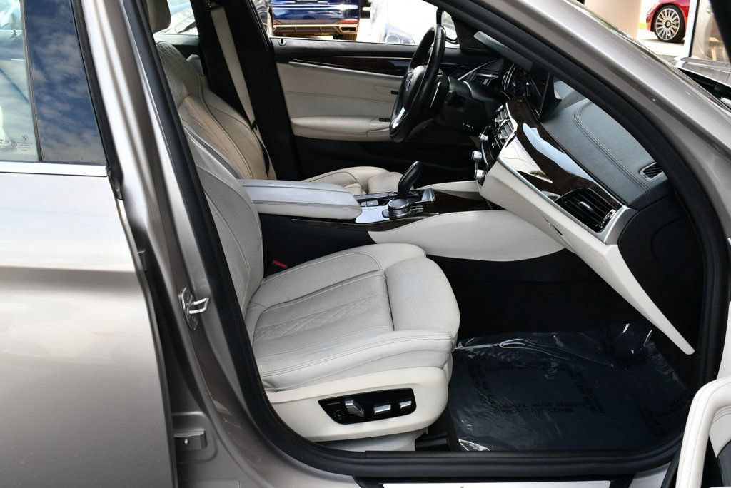Used 2017 BMW 530i RWD image 44