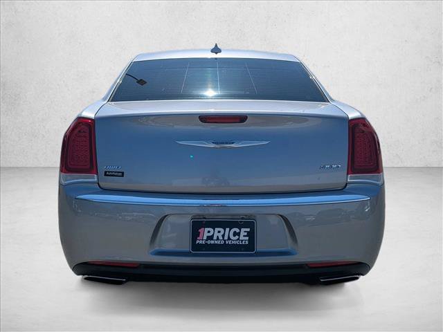 Used 2017 Chrysler 300 Limited AWD/4WD image 6
