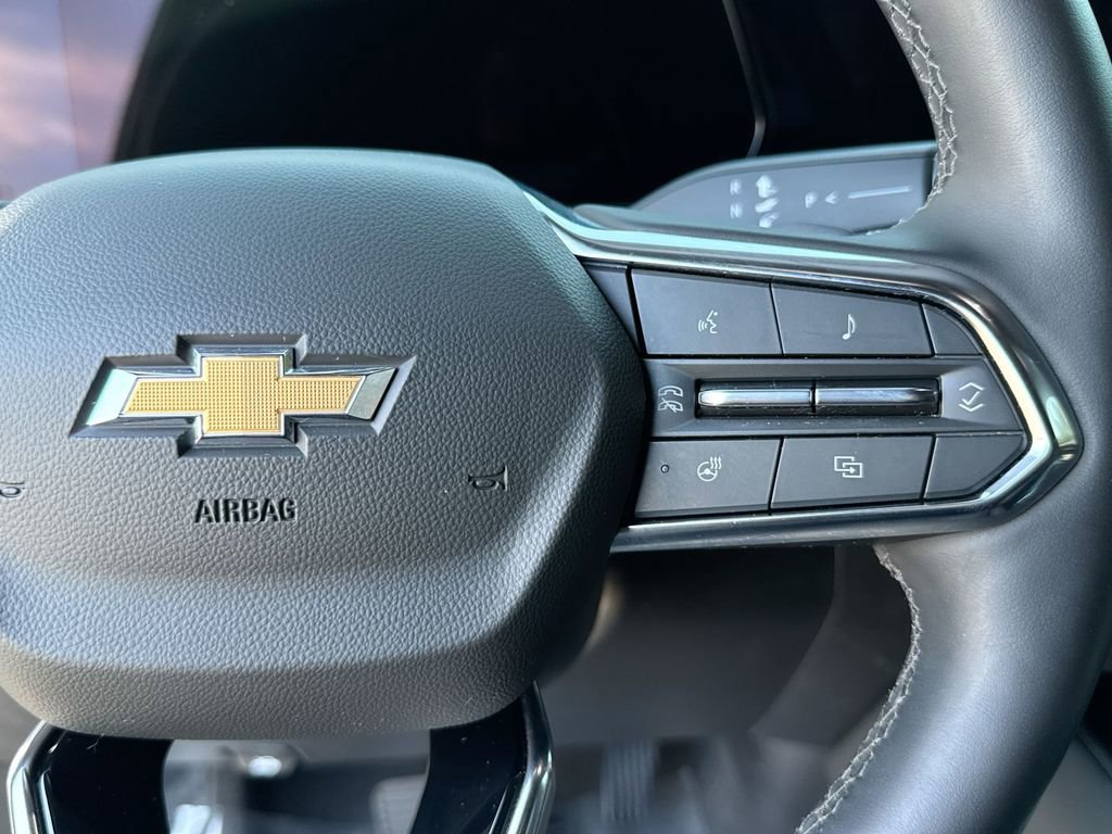 Used 2025 Chevrolet Tahoe Premier RWD image 18