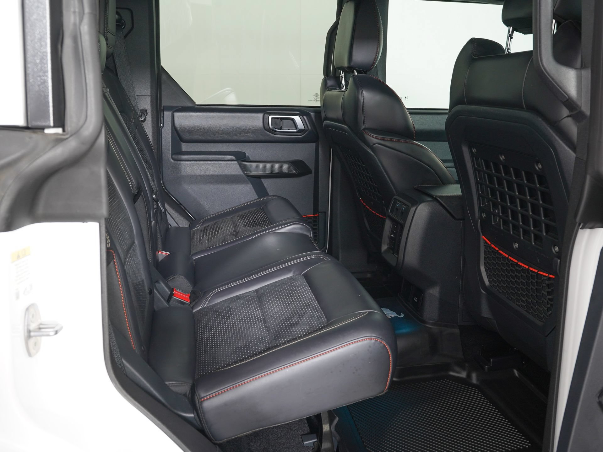 Used 2025 Ford Bronco Raptor AWD/4WD image 9