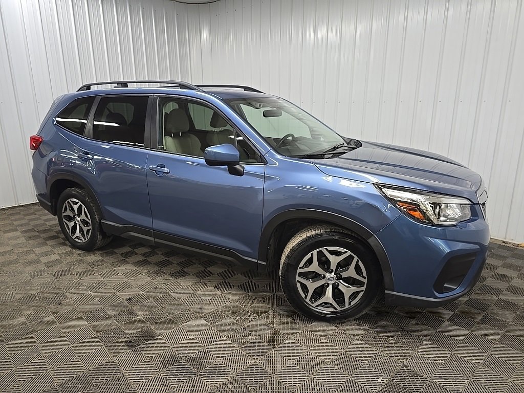 Used 2019 Subaru Forester Premium w/ All-Weather Package image 1