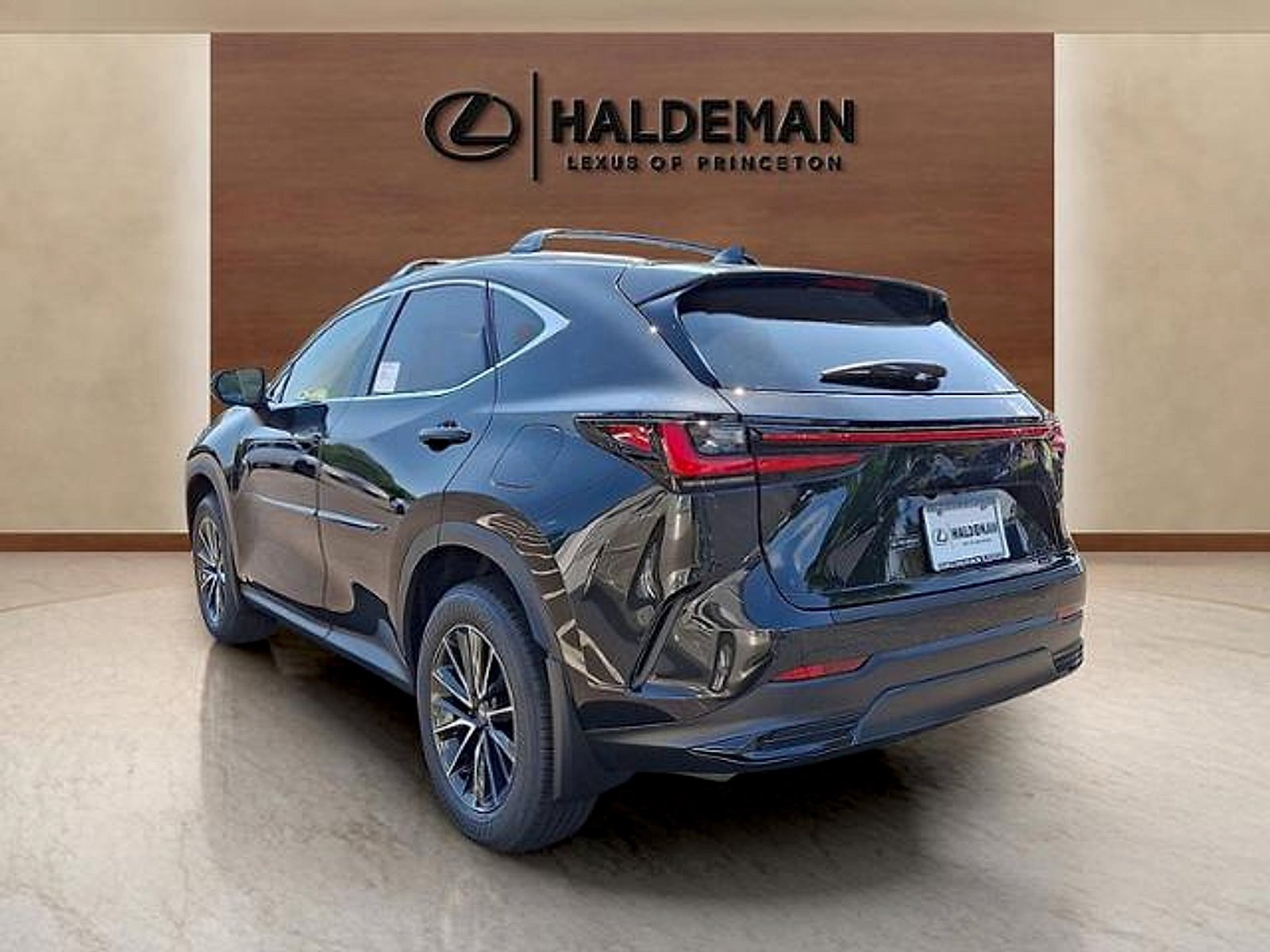 New 2026 Lexus NX 350 AWD w/ Accessory Package (2T) image 4