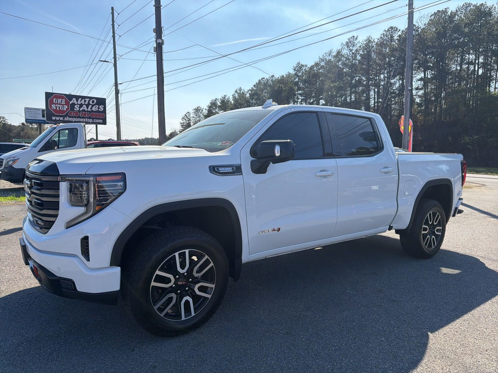 Used 2025 GMC Sierra 1500 AT4 w/ AT4 Preferred Package image 1