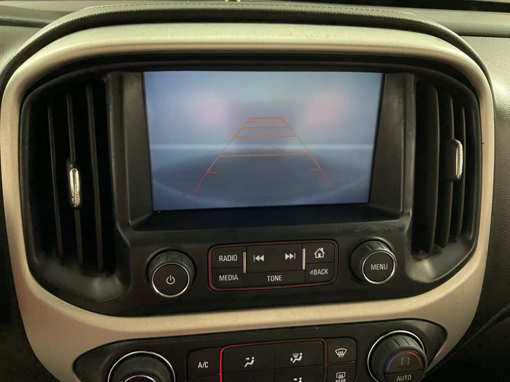 Used 2016 GMC Canyon SLE w/ SLE Convenience Package image 2