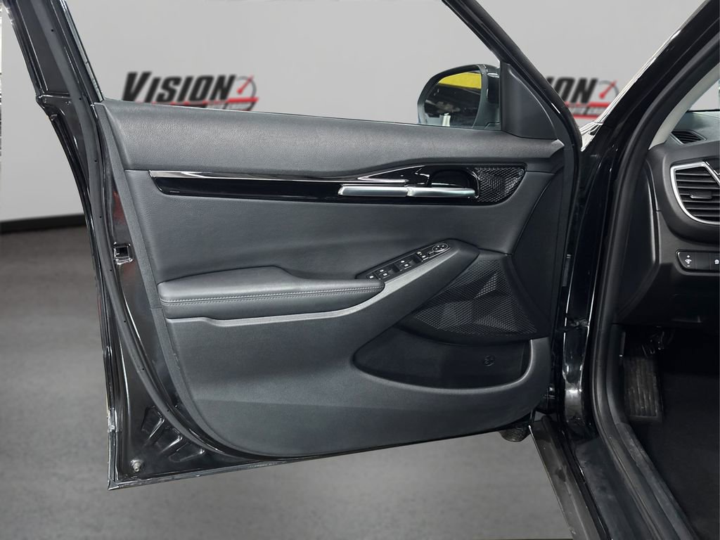 Certified 2024 Kia Seltos S image 21