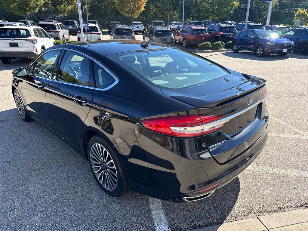 Used 2018 Ford Fusion Titanium AWD/4WD image 4