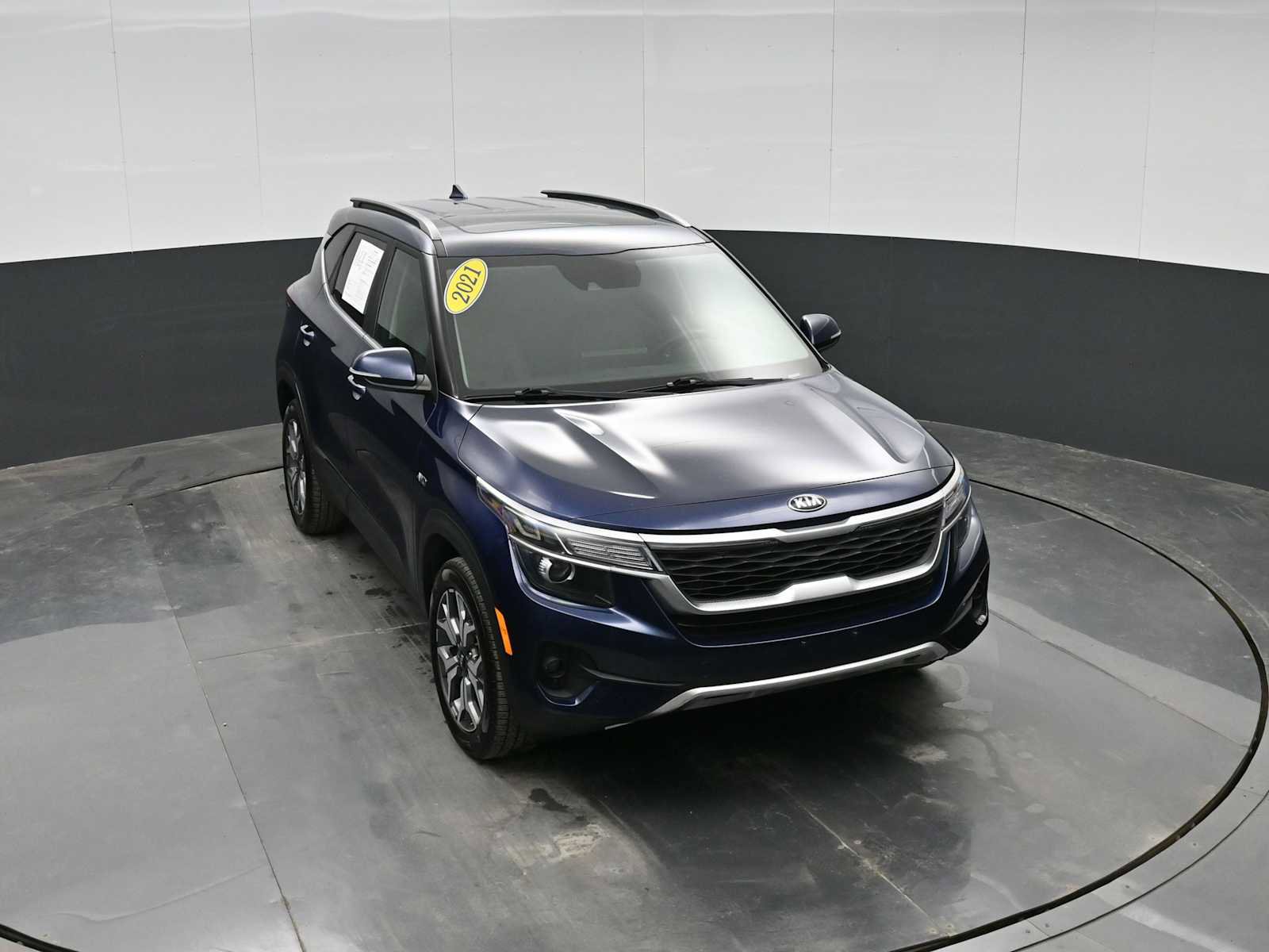 Used 2021 Kia Seltos EX image 22