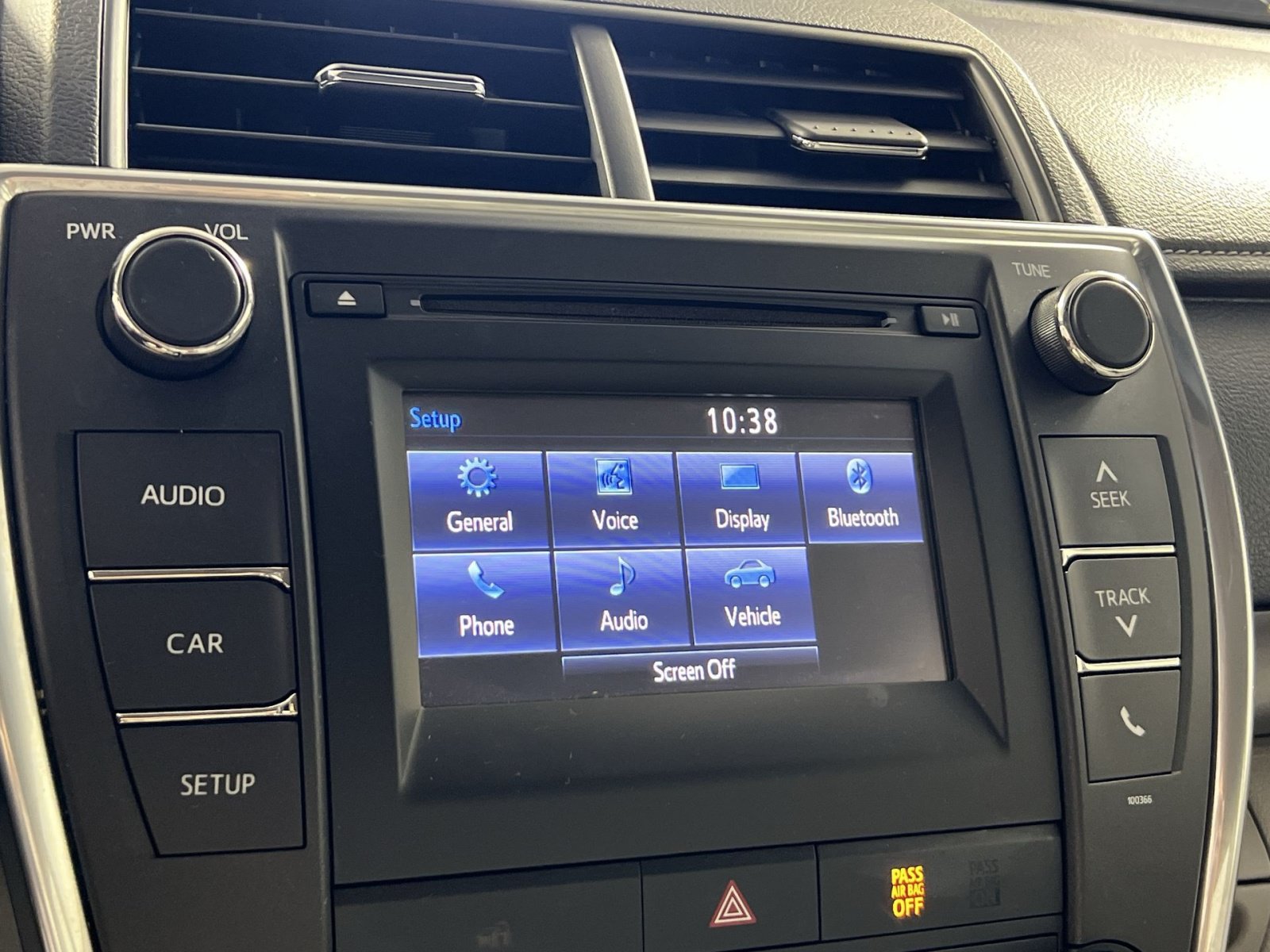 Used 2015 Toyota Camry LE FWD image 20
