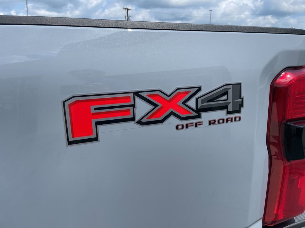 New 2025 Ford F250 Lariat w/ Lariat Ultimate Package image 11