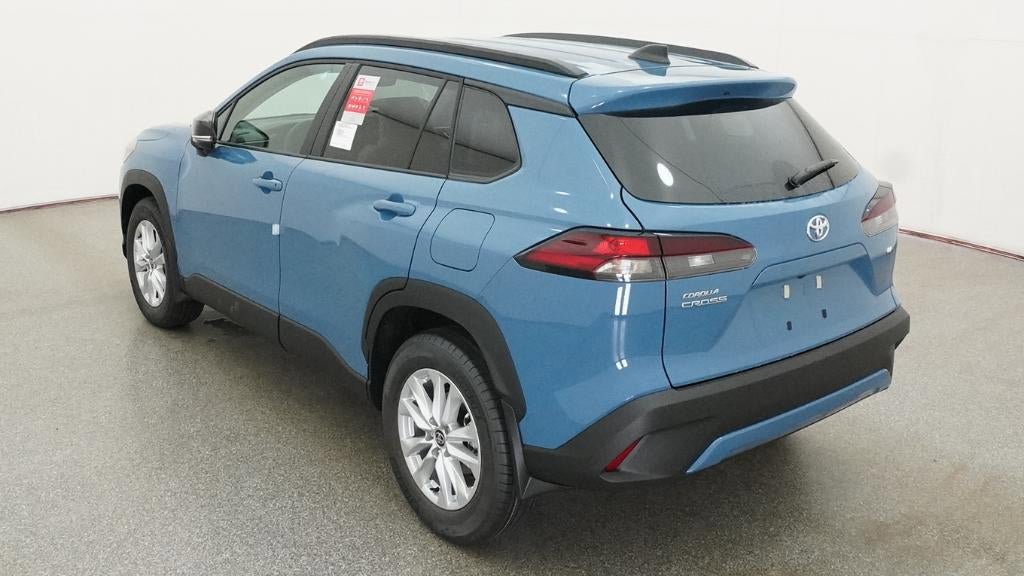 New 2026 Toyota Corolla Cross LE FWD image 5