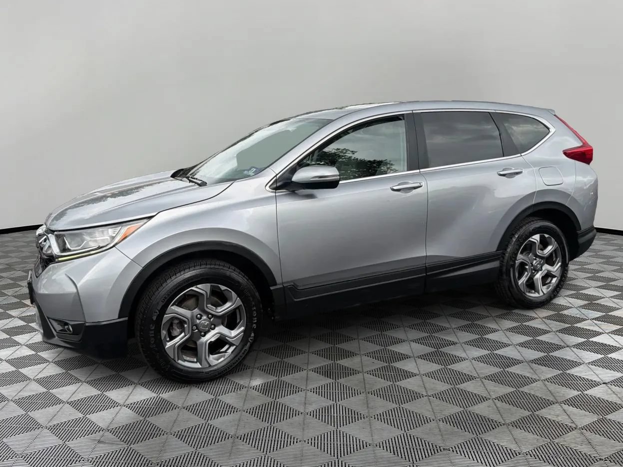 Used 2017 Honda CR-V EX image 2