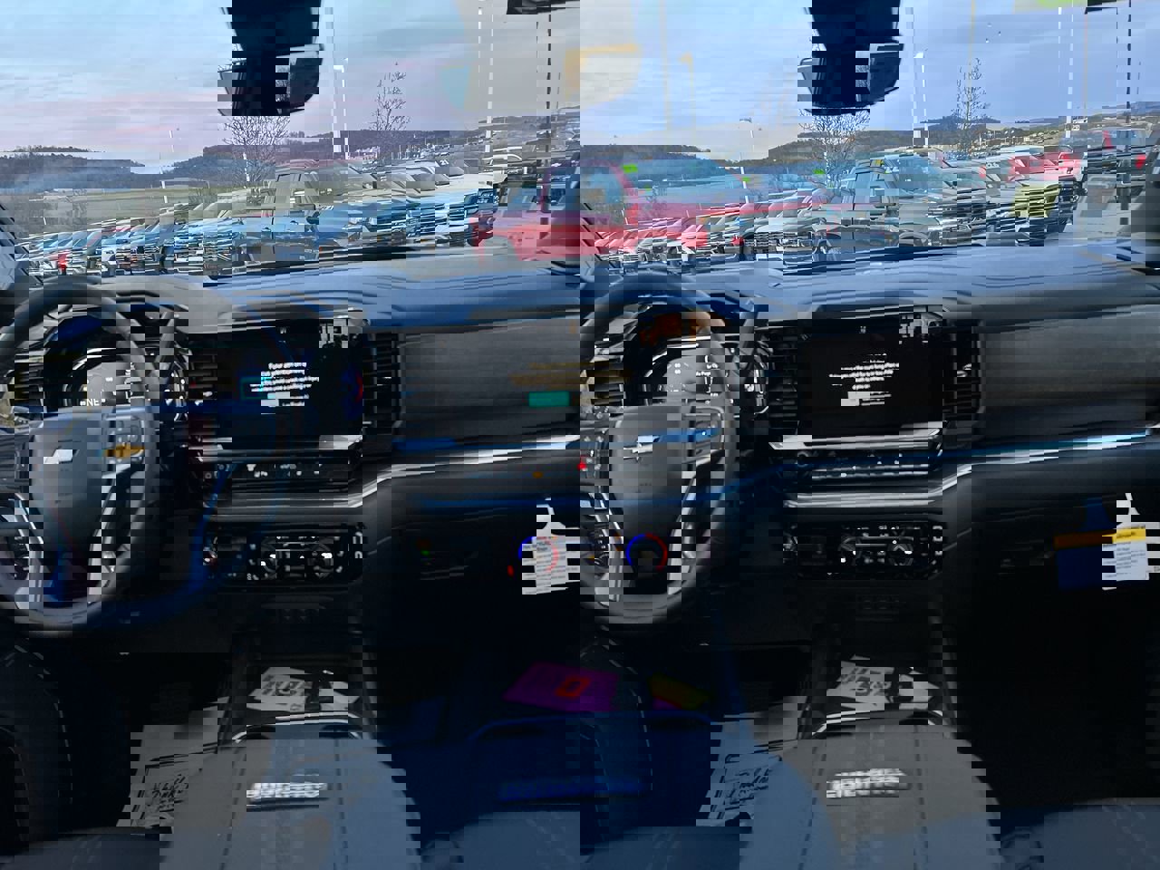 New 2026 Chevrolet Silverado 3500 High Country w/ Technology Package image 18