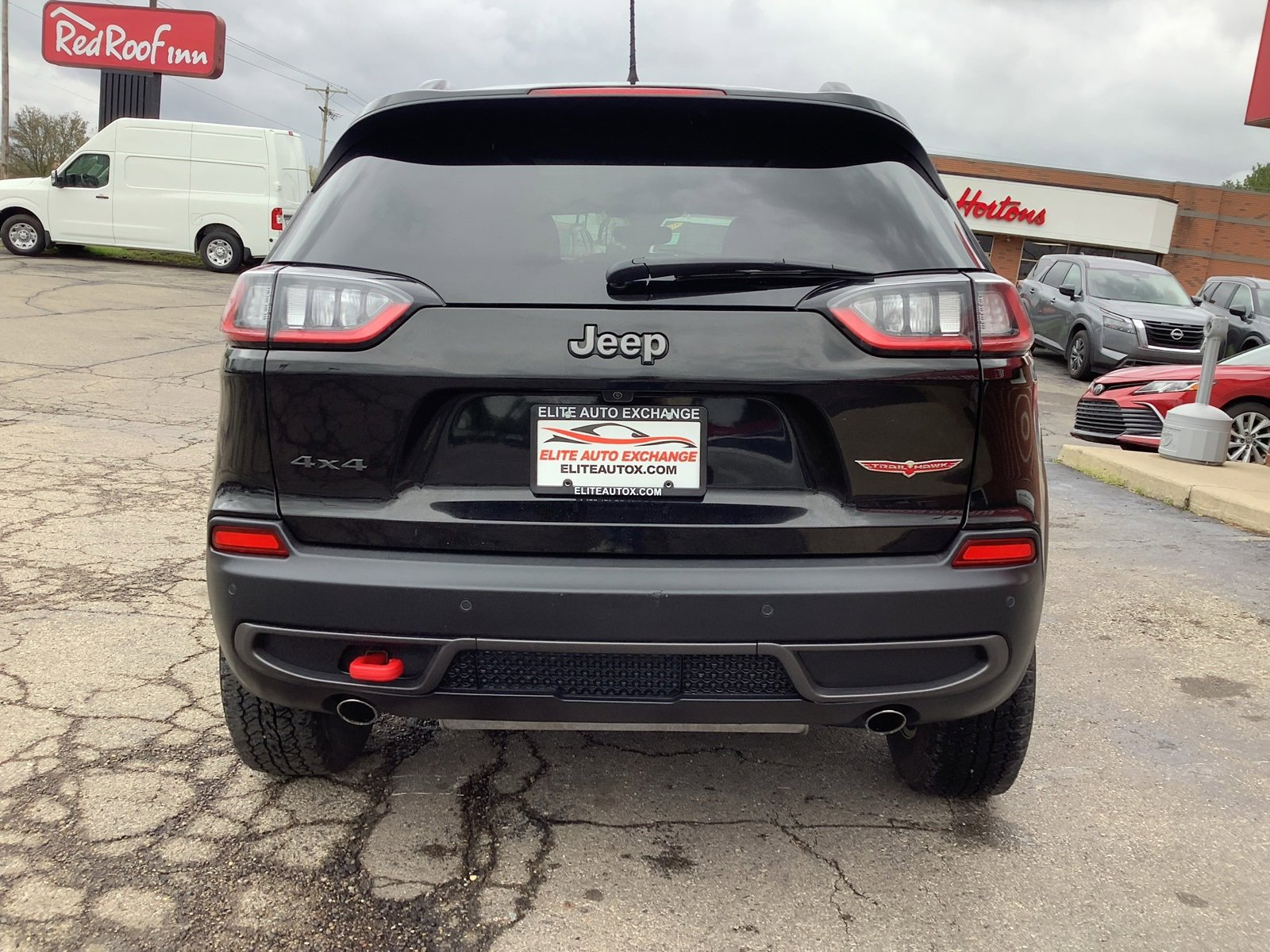 Used 2022 Jeep Cherokee Trailhawk w/ Sun & Sound Group image 6