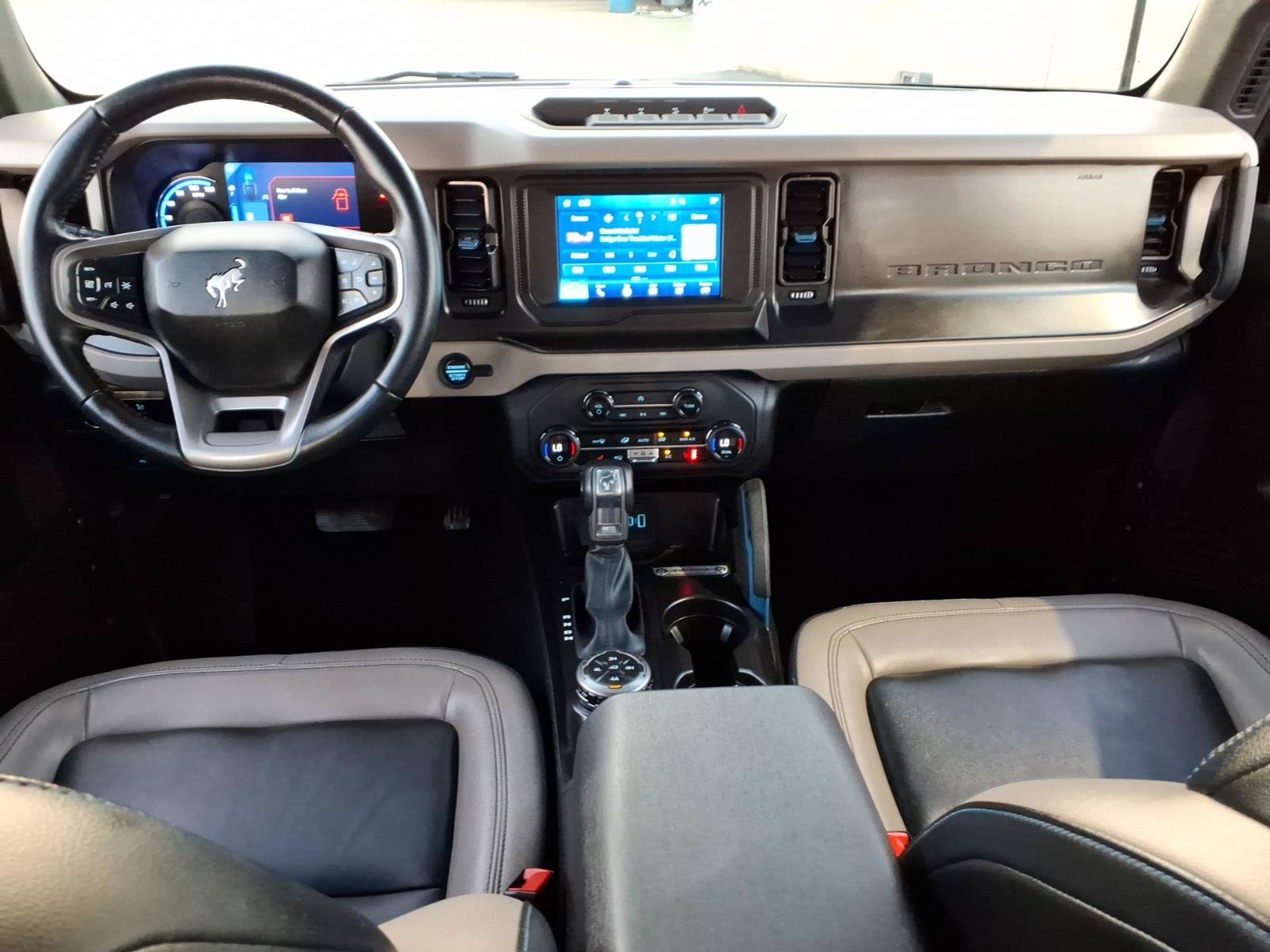 Used 2023 Ford Bronco Wildtrak AWD/4WD image 11