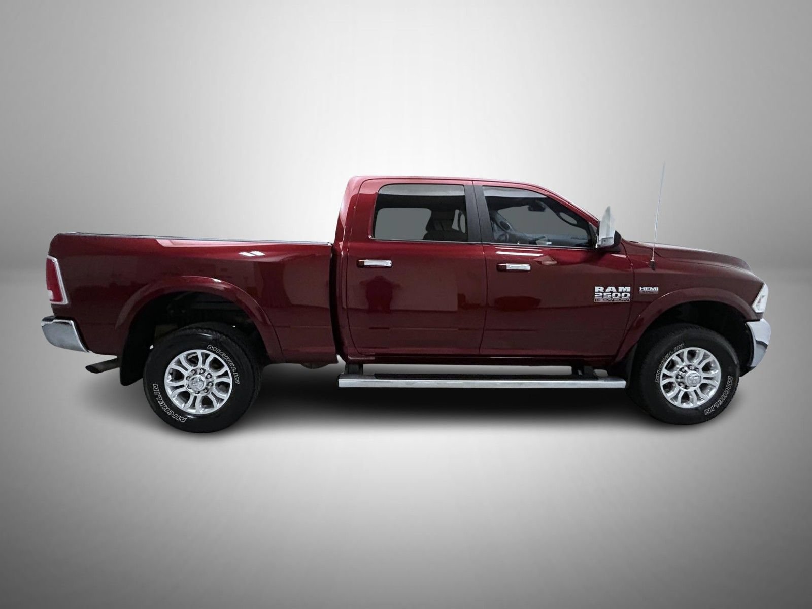 Used 2018 RAM 2500 Laramie AWD/4WD image 4