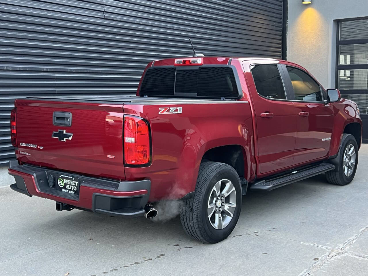 Used 2018 Chevrolet Colorado Z71 AWD/4WD image 12