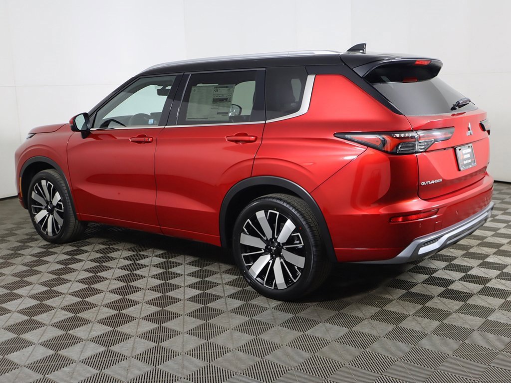 New 2025 Mitsubishi Outlander SEL image 19