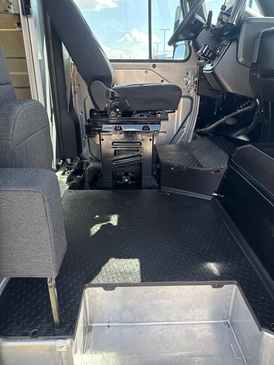 Used 2023 Chevrolet Brightdrop 600 w/ Active Safety Package 2 AWD/4WD image 21