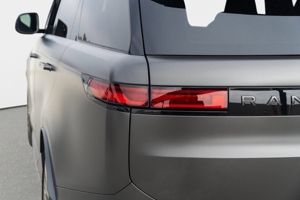 New 2025 Land Rover Range Rover Sport SV Edition Two AWD/4WD image 8