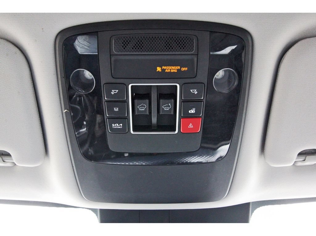 Used 2024 Kia Carnival SX Prestige FWD image 25