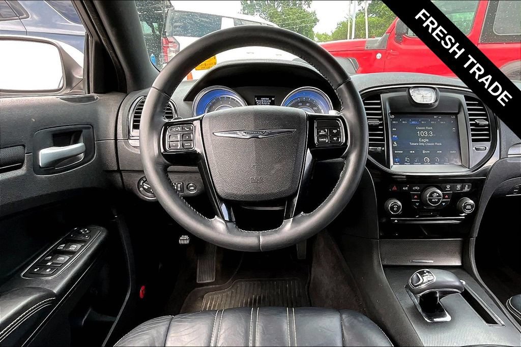 Used 2013 Chrysler 300 S RWD image 10