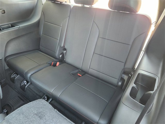 Used 2026 Chevrolet Traverse RS w/ LPO, Floor Liner Package AWD/4WD image 31