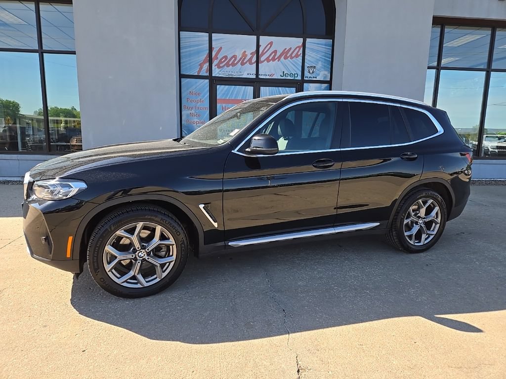 Used 2024 BMW X3 xDrive30i AWD/4WD image 4