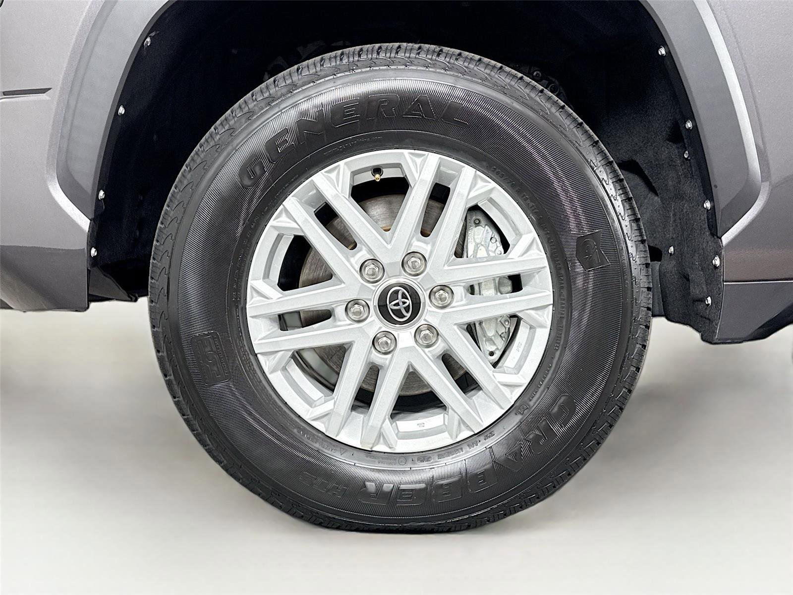 Used 2022 Toyota Tundra SR5 image 12