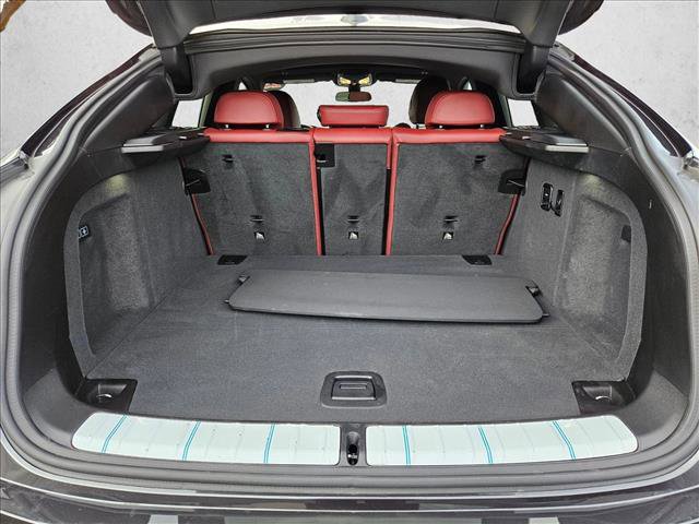 Certified 2025 BMW X4 xDrive30i w/ Premium Package image 7