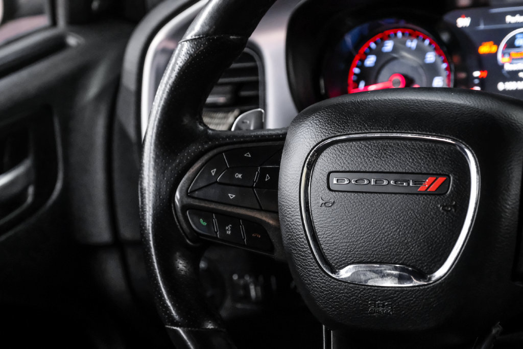 Used 2019 Dodge Charger SXT w/ Blacktop Package AWD/4WD image 18