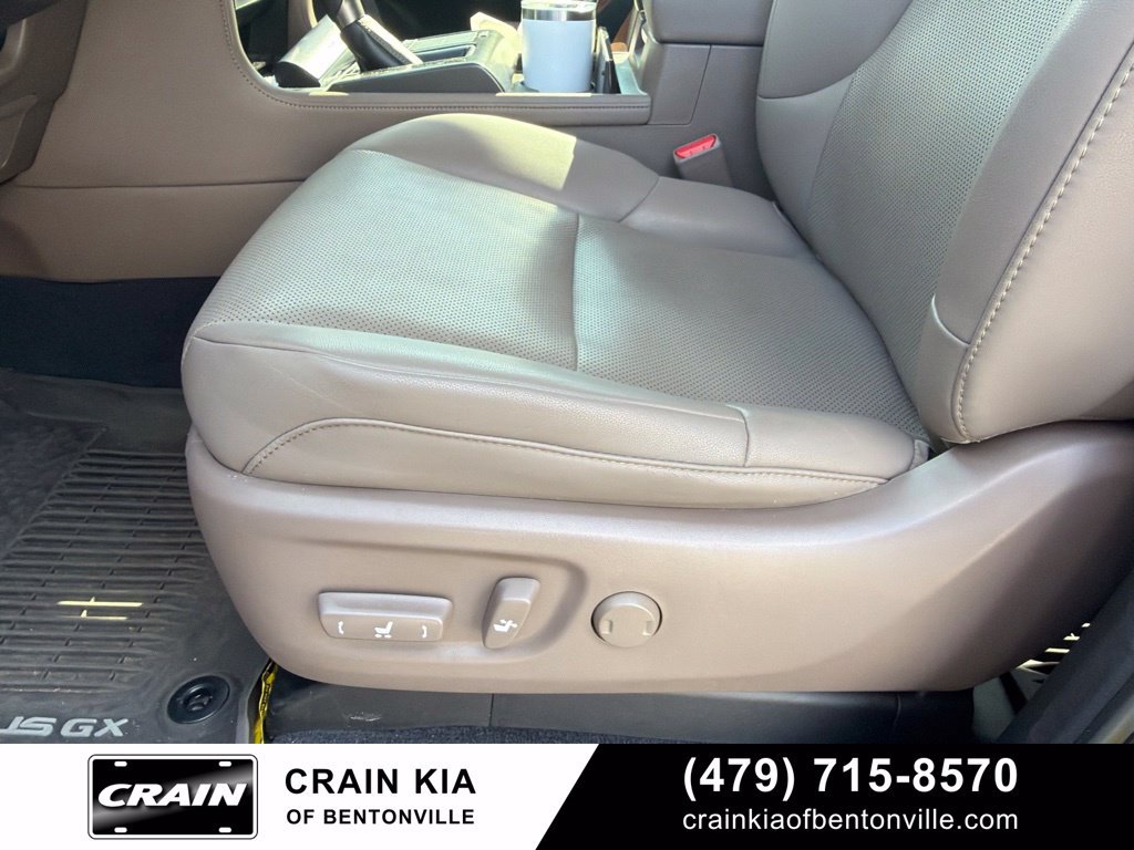 Used 2022 Lexus GX 460 Premium w/ Premium Plus Package AWD/4WD image 13