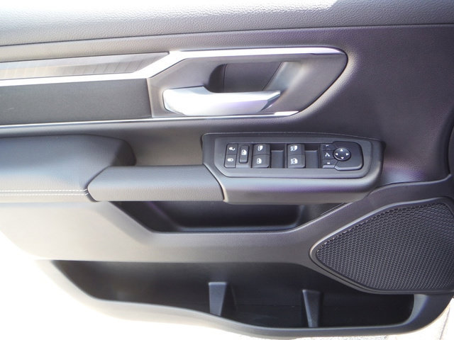 New 2027 RAM 1500 4x4 Crew Cab image 22