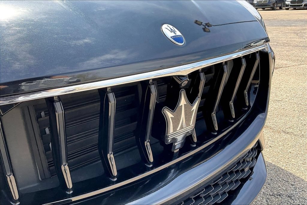 Used 2023 Maserati Levante Modena AWD/4WD image 33