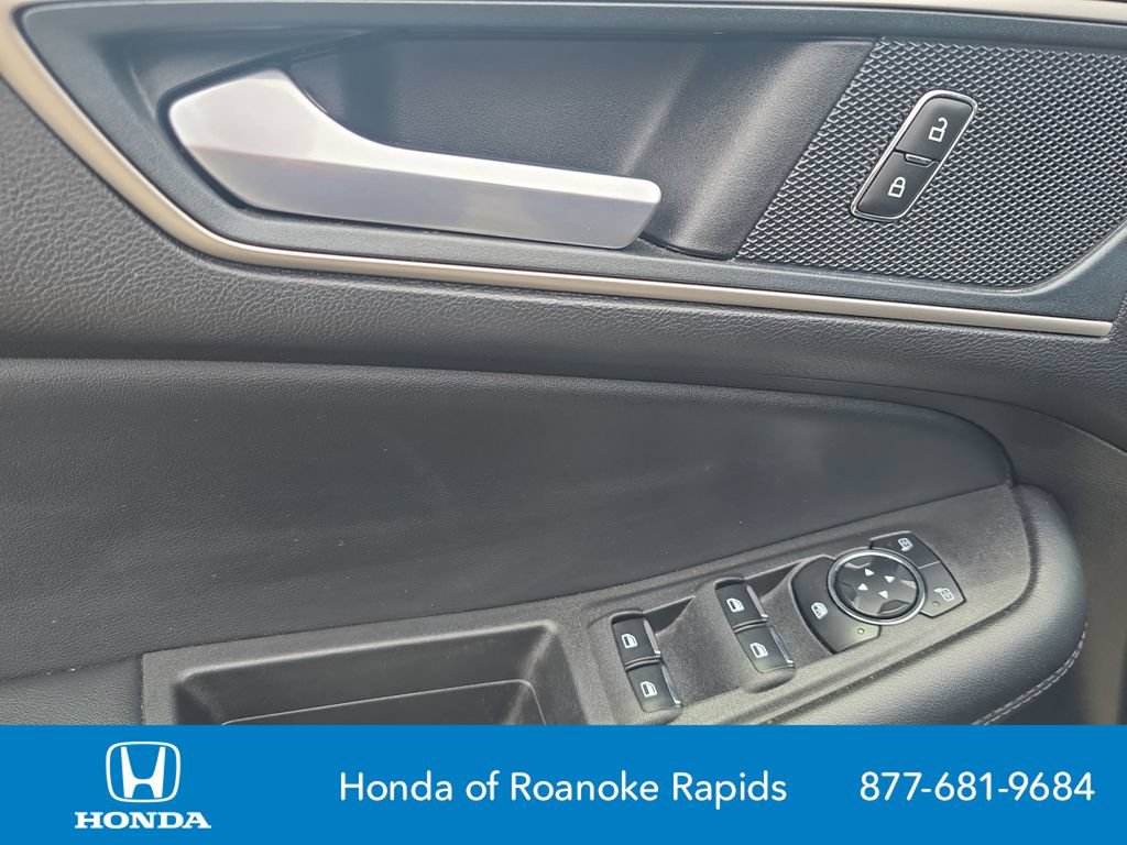 Used 2024 Ford Edge SEL AWD/4WD image 11