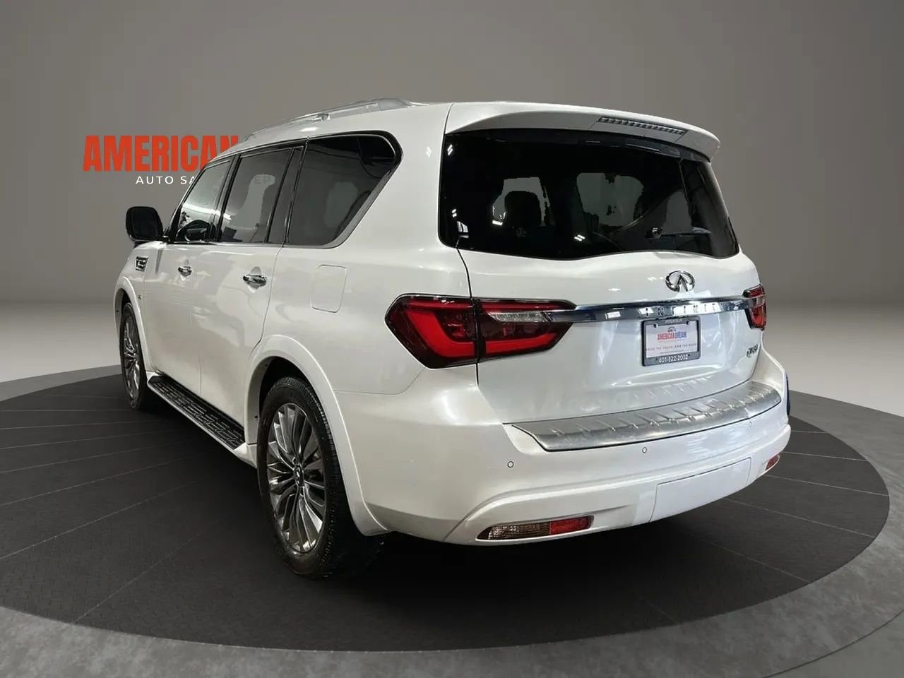 Used 2019 INFINITI QX80 Luxe w/ 22" Wheel Package image 3