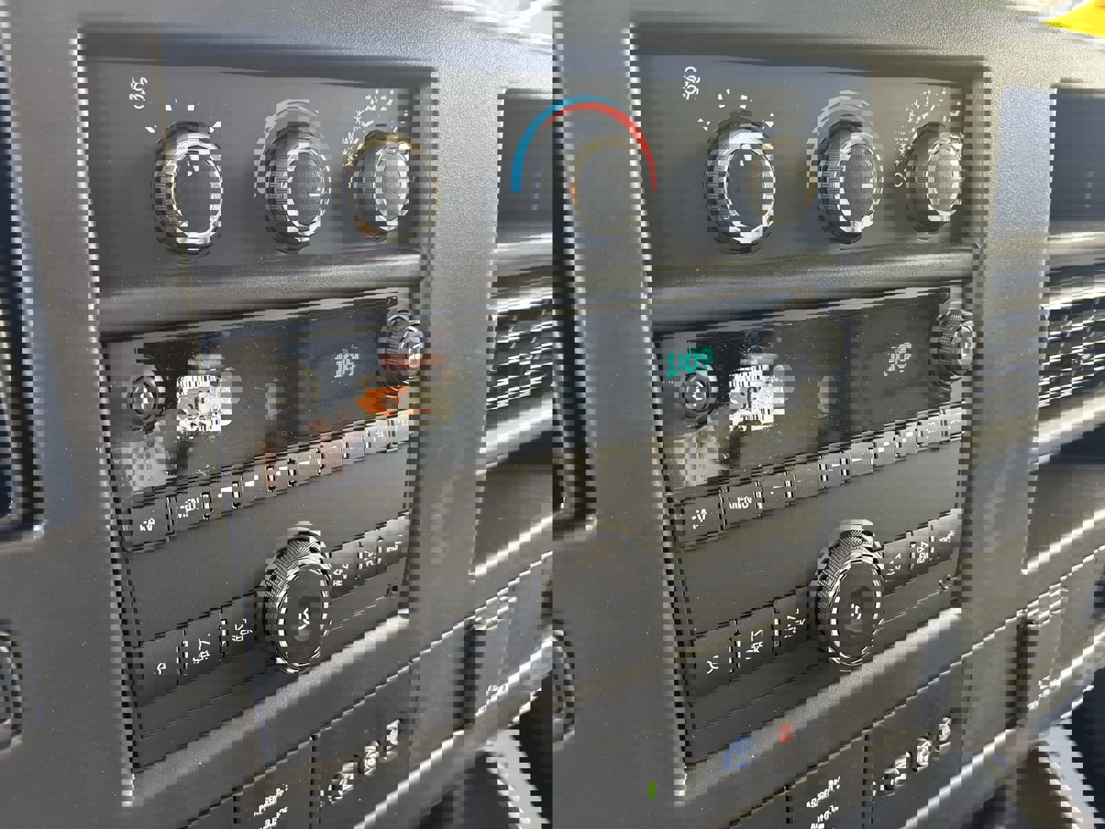 New 2025 Chevrolet Express 3500 w/ Power Convenience Package image 16