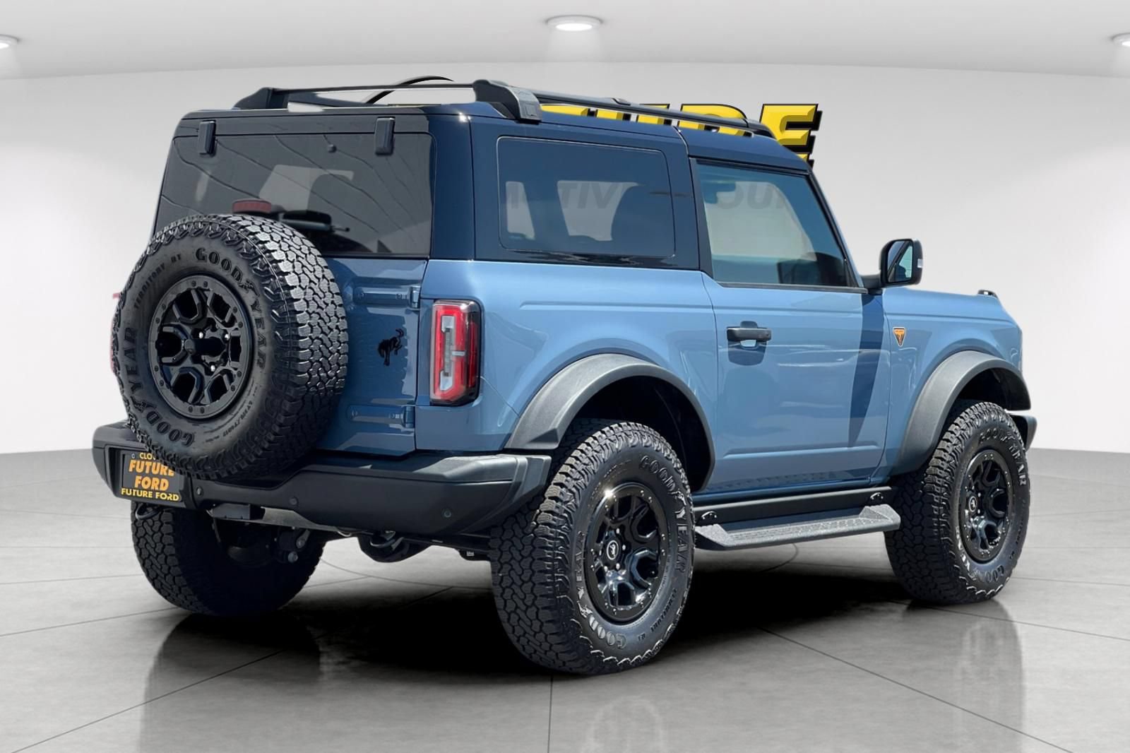 Certified 2025 Ford Bronco Badlands AWD/4WD image 3